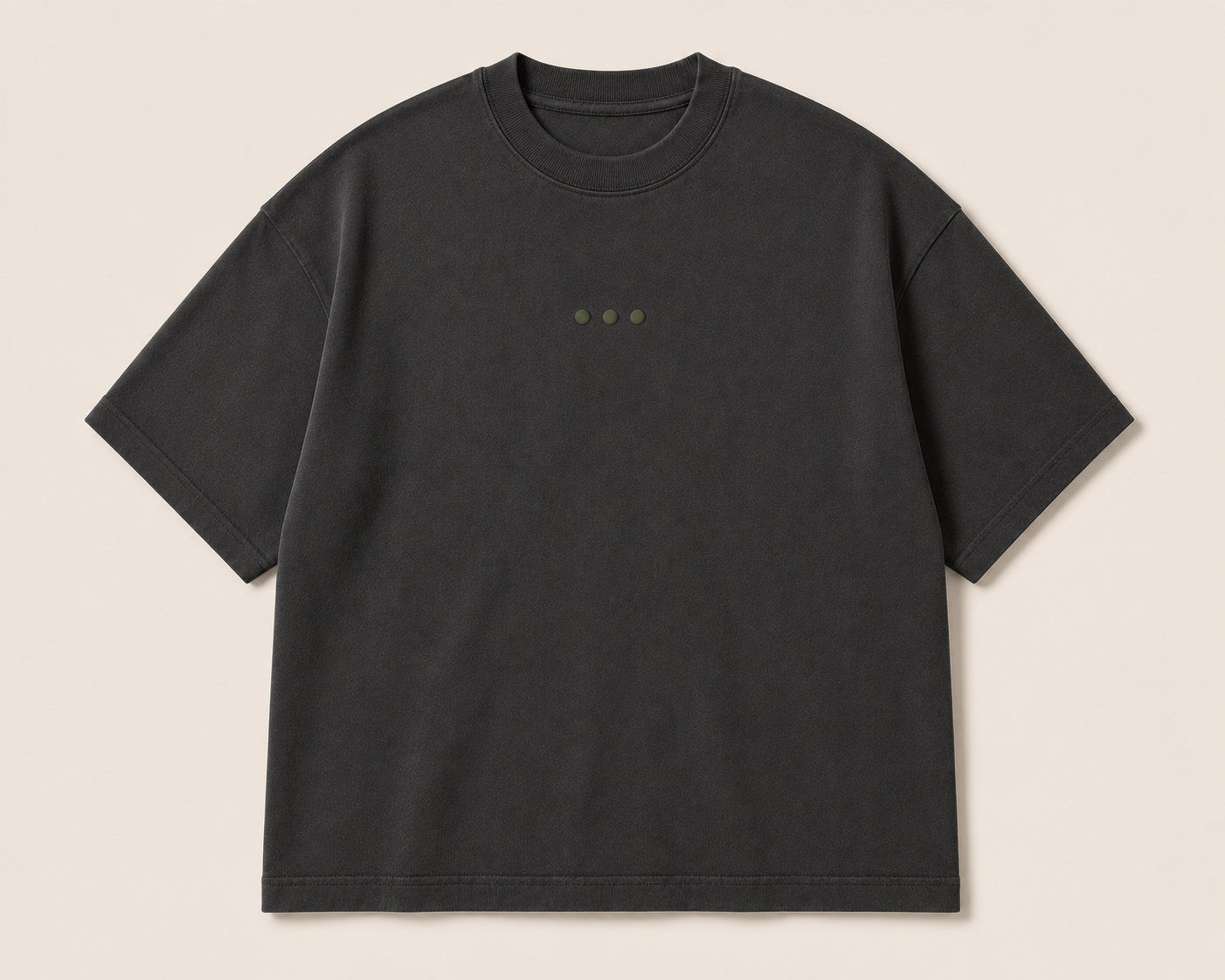 Premium tee in graphite